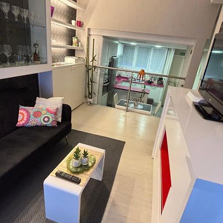 Apartamento Acogedor เรนเตรีอา ภายนอก รูปภาพ