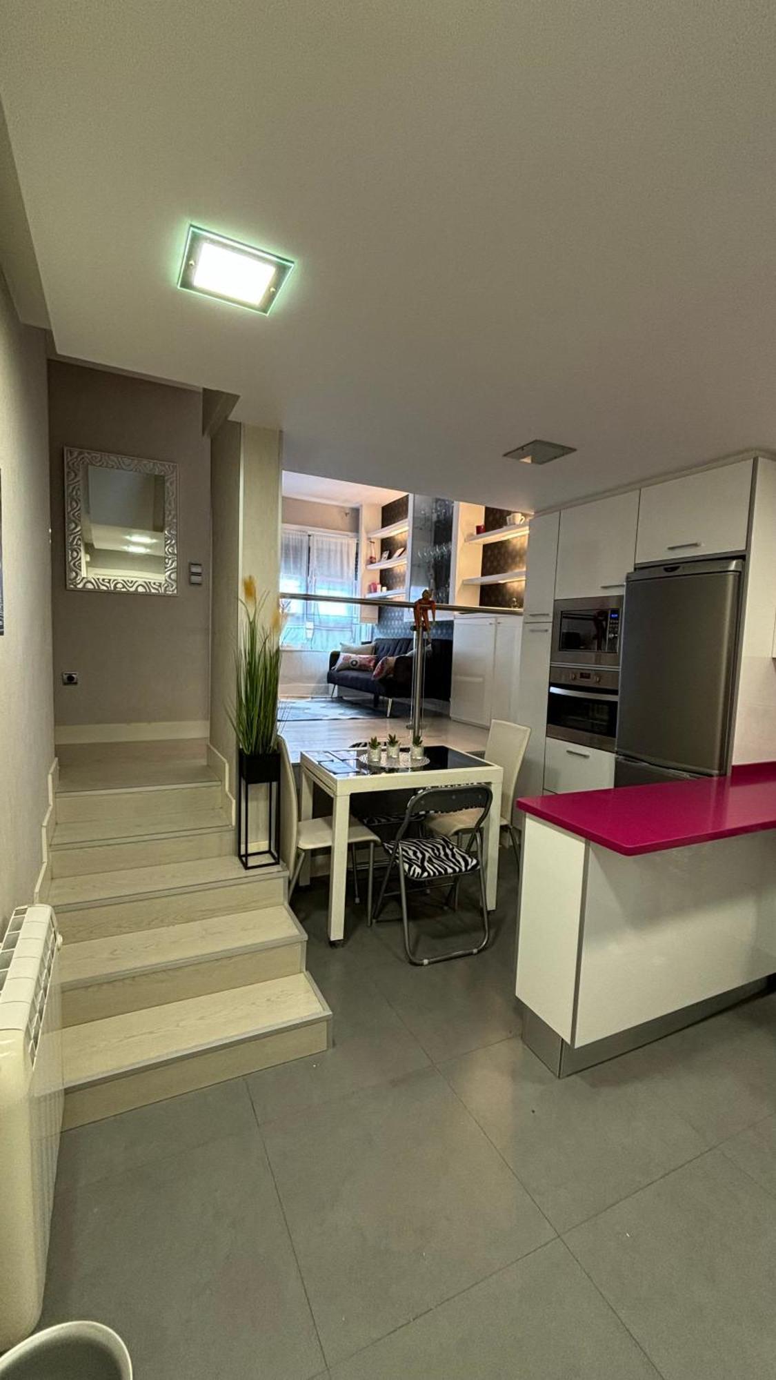 Apartamento Acogedor เรนเตรีอา ภายนอก รูปภาพ