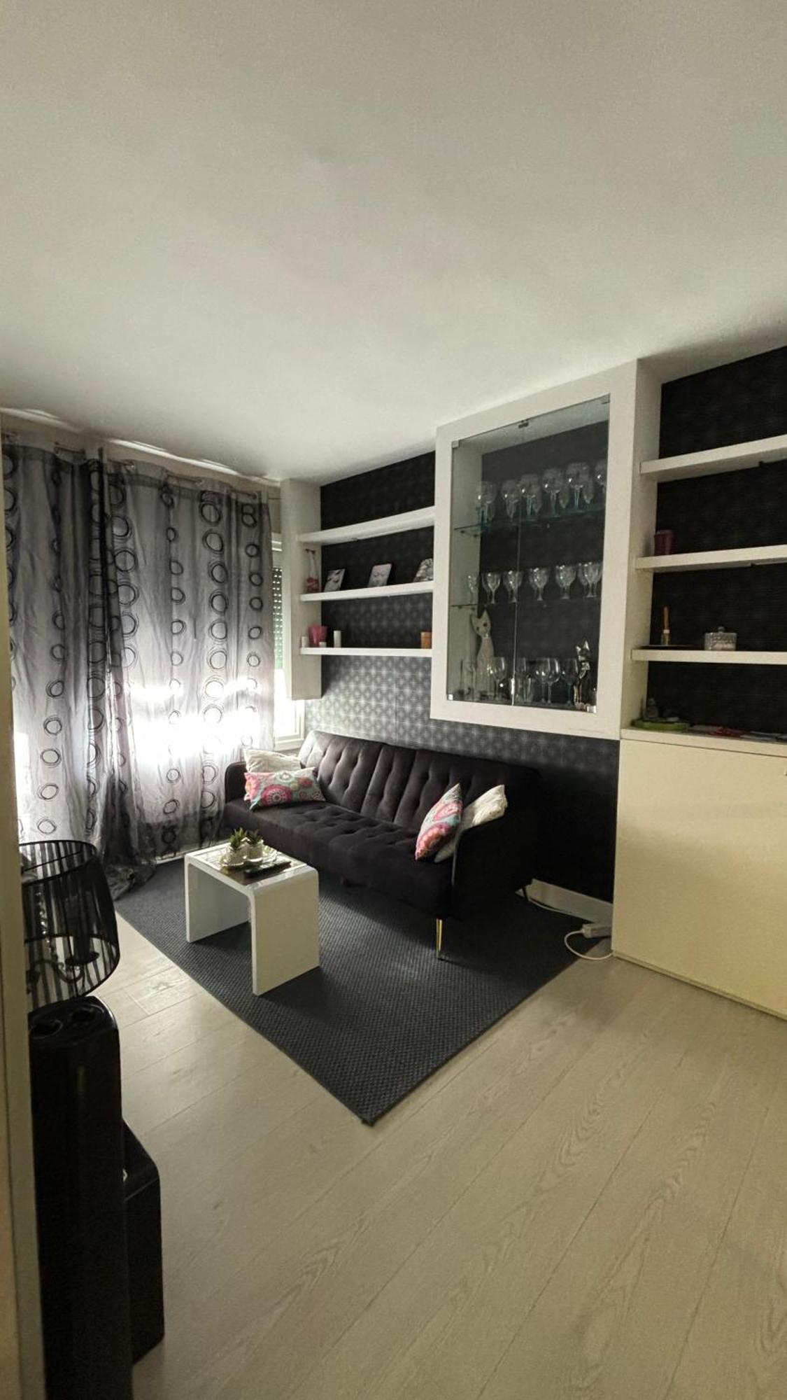 Apartamento Acogedor เรนเตรีอา ภายนอก รูปภาพ